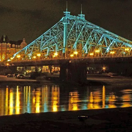 Ferienwohnung-an-der-elbe 德累斯顿